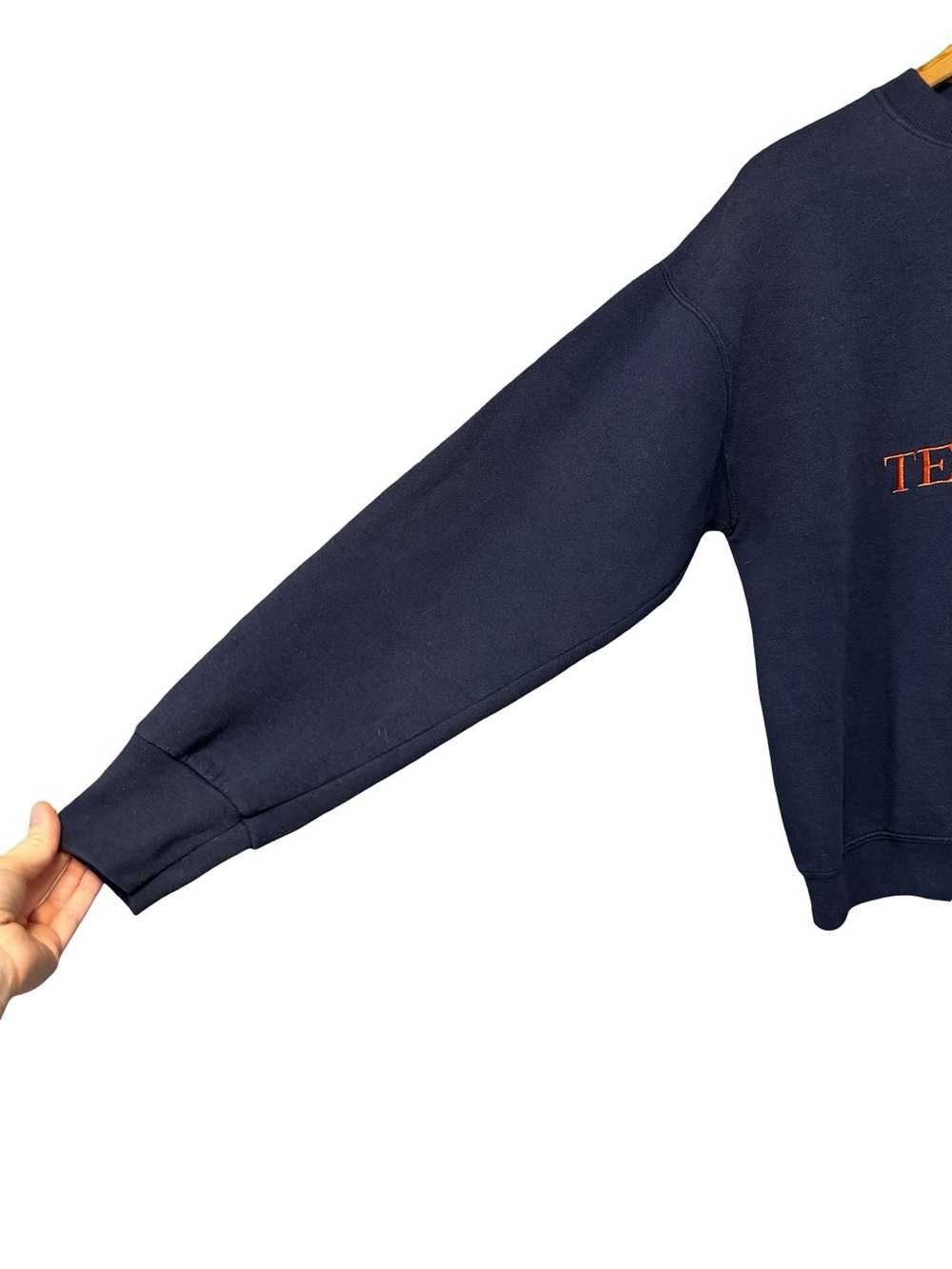 VTG 90s Tennessee Crewneck Sweatshirt SZ L Navy Embroidered Crest Logo Pullover - Picture 3 of 9
